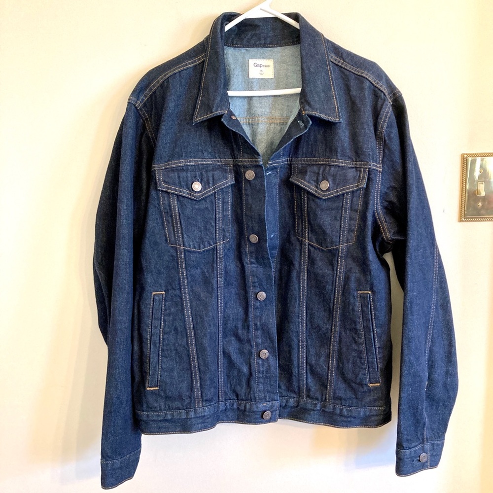 🎉 HP! 🎉 Men’s GAP Denim Jacket